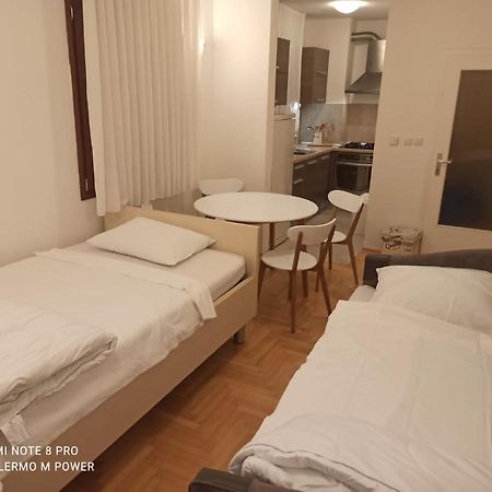 Zagreb Lake Star & Included Garage Parking Place Luaran gambar